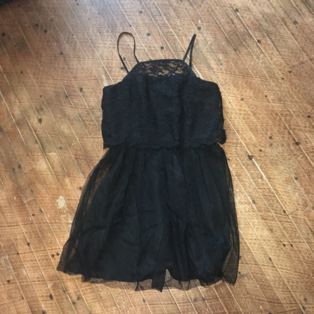 BCBGGeneration Lace tulle black minimalist mini dress - Picture 2 of 4